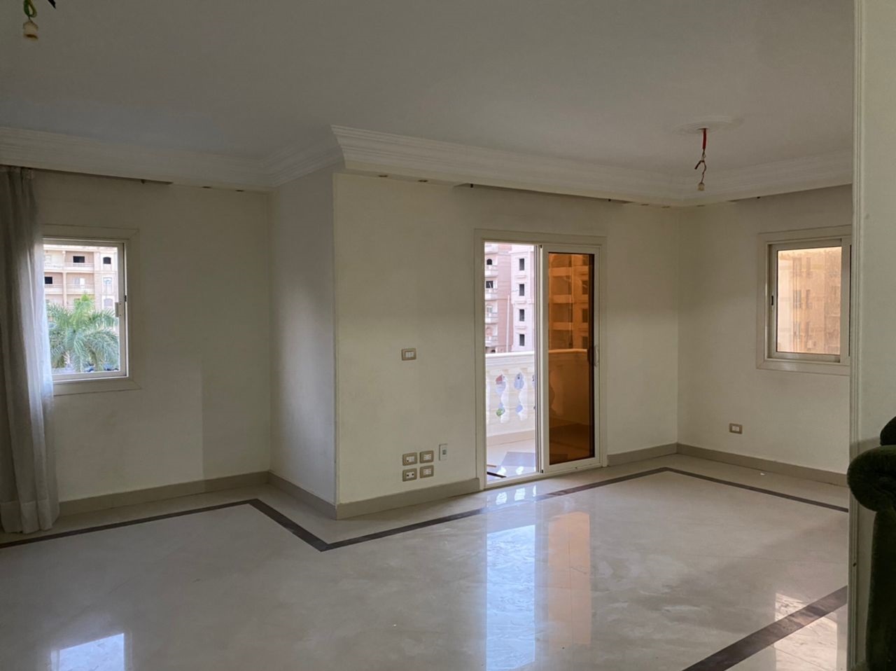 شقة فيو رائع الترا لوكس للبيع 176 متر في عمارات النرجس Great View Apartment 176 M2 For Sale At Al Narges Buildings .jpg