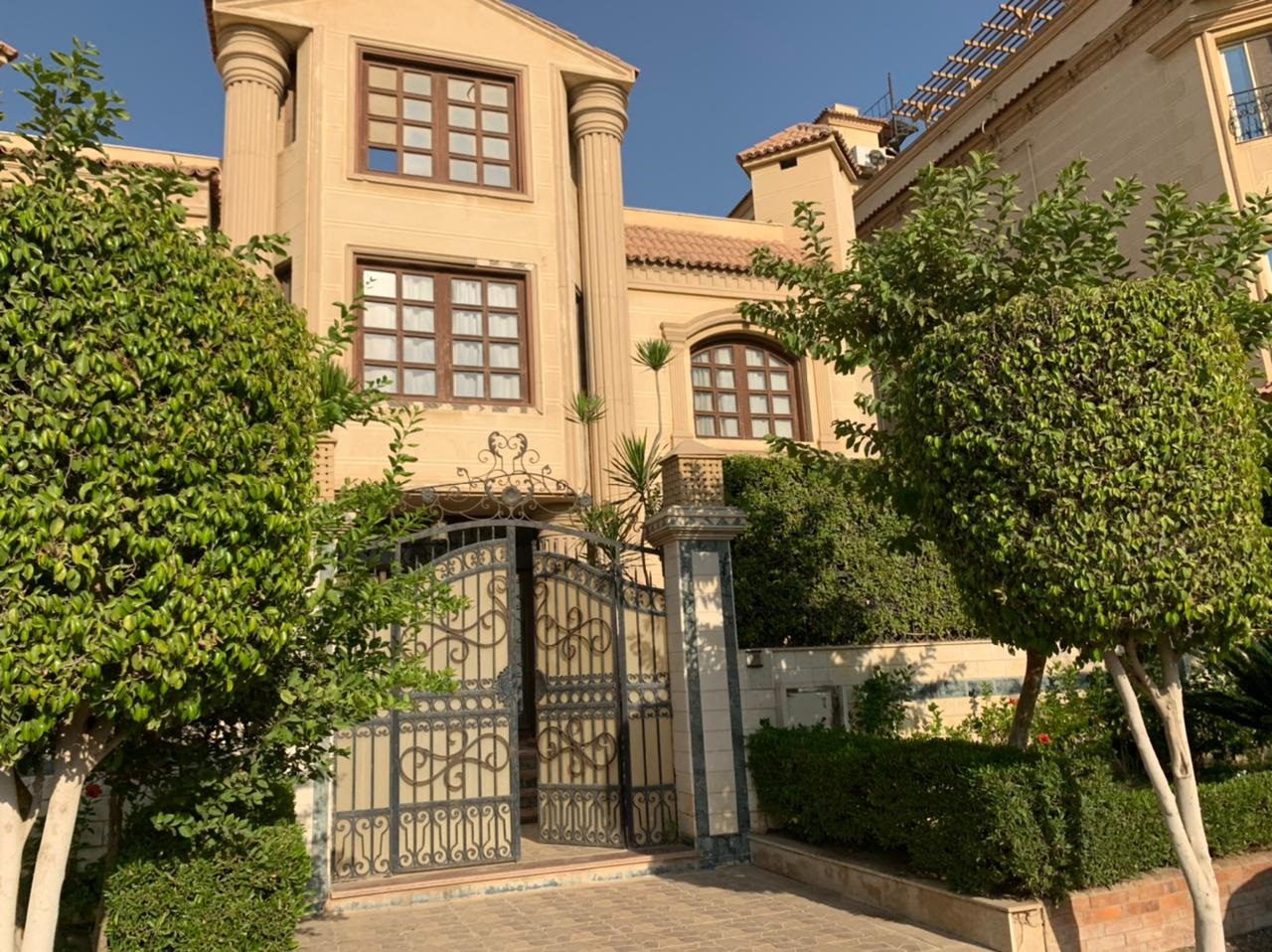 Villa 1230 M2 For Sale At Diplomatic Quarter Fifth Settlement فيلا 1230 متر للبيع في الحي الدبلوماسي التجمع الخامس.jpg