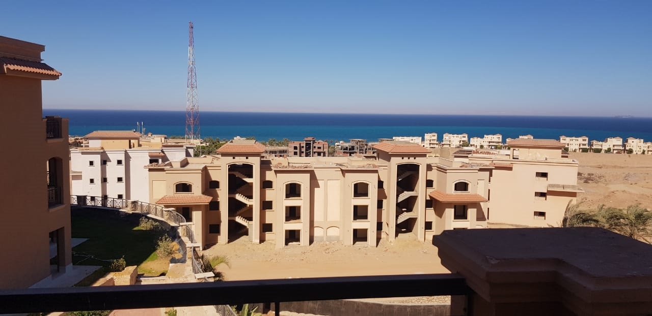 Charming Upper Chalet 120 M2 For Sale At Laguna Bay Ein Sokhna شاليه علوي ساحر 120 متر للبيع في لاجونا باي العين السخنة.jpg