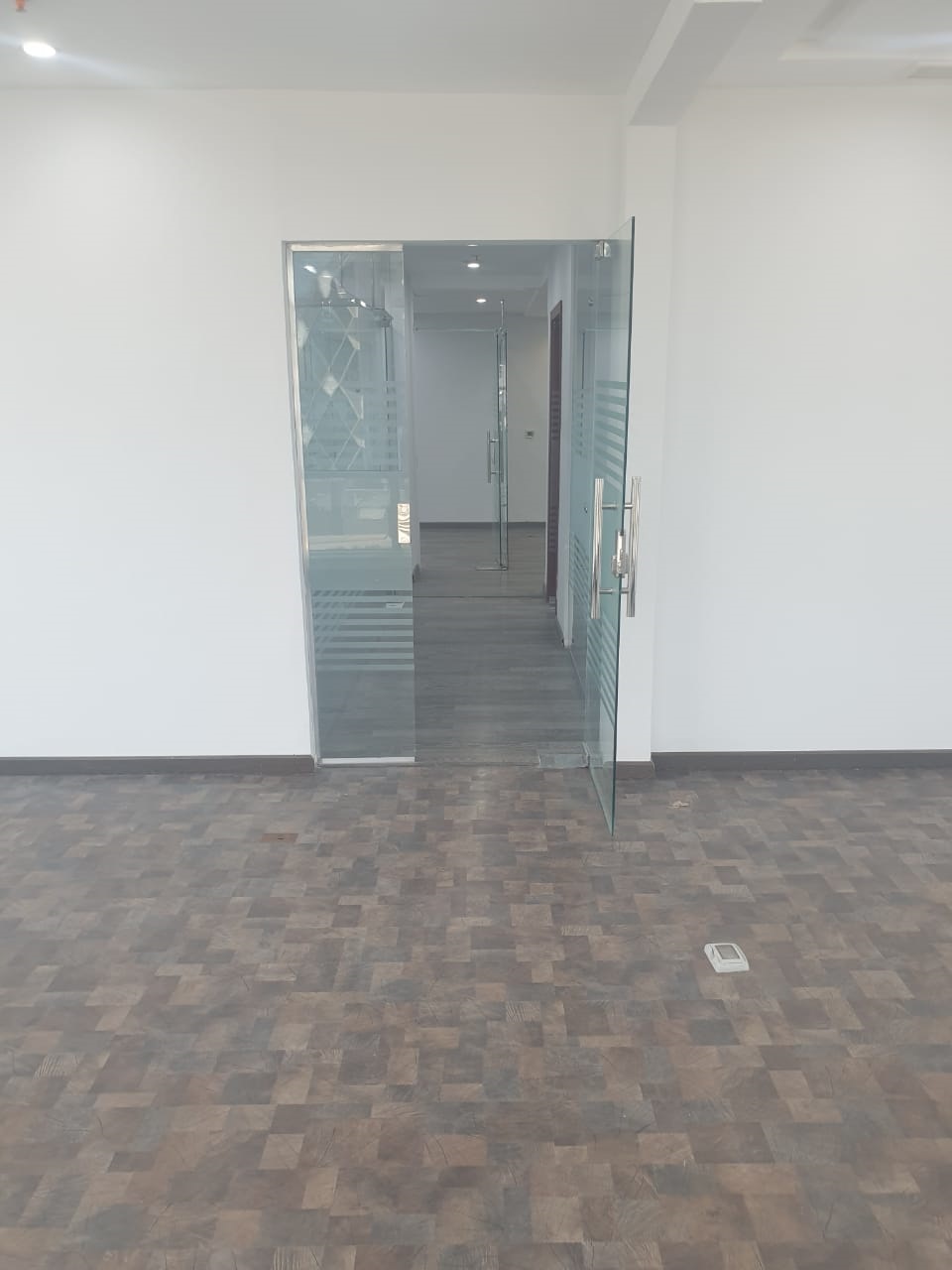 Office Space For Rent At Trivium Business Complex 5th Settlement  مكتب مميز 196 متر للإيجار في تريفيوم بيزنس كومبلكس التجمع الخامس.jpg